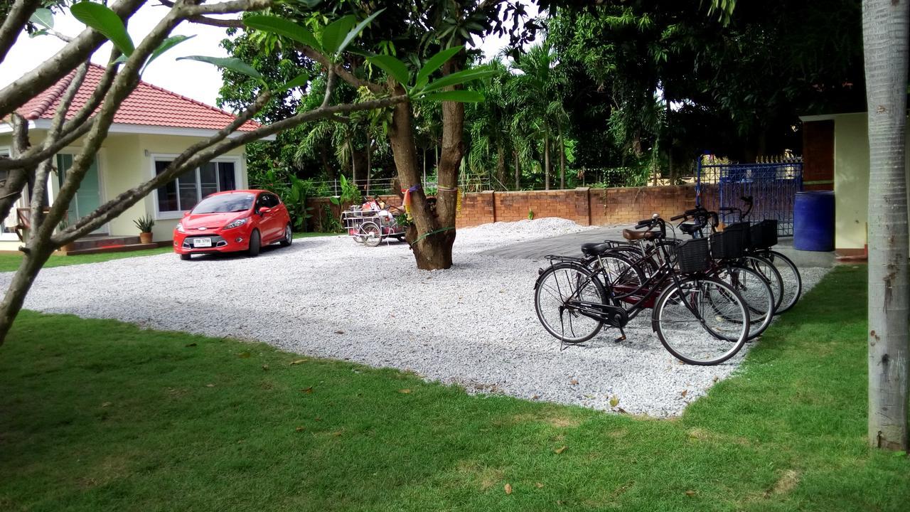 Pat'S Hideaway Bungalows Rayong Esterno foto