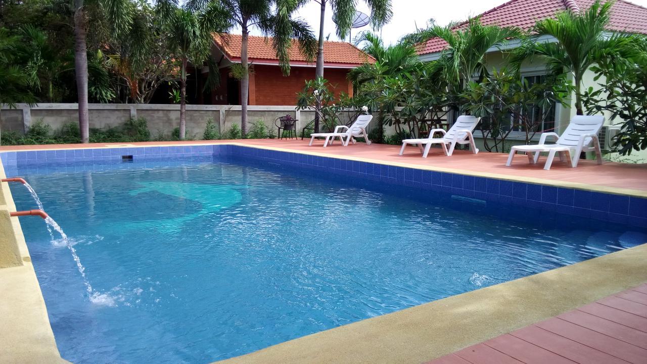 Pat'S Hideaway Bungalows Rayong Esterno foto