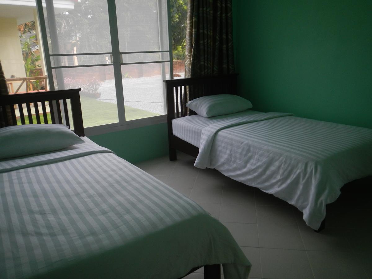 Pat'S Hideaway Bungalows Rayong Esterno foto