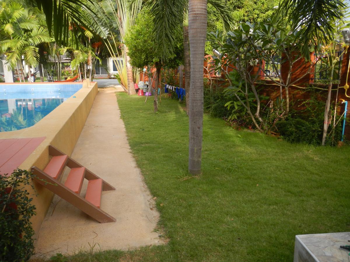 Pat'S Hideaway Bungalows Rayong Esterno foto