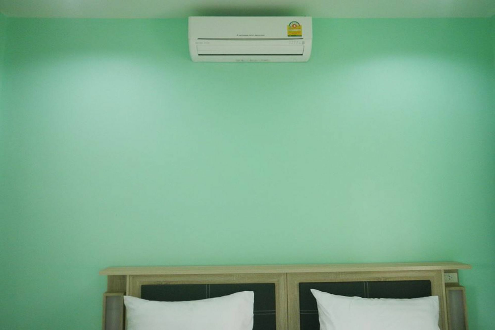 Pat'S Hideaway Bungalows Rayong Esterno foto